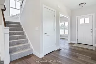 2428 Hawthorne Dr, Harrisburg, PA 17110 - Photo 8