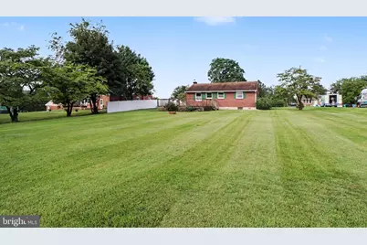 847 Shawnee Drive, Harrisburg, PA 17112 - Photo 14