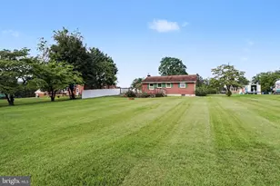 847 Shawnee Dr, Harrisburg, PA 17112 - Photo 14