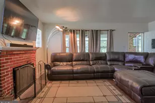 271 S 33rd St, Harrisburg, PA 17111 - Photo 4