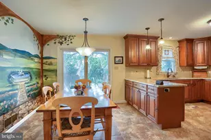 202 Fox Grove Pl, Hummelstown, PA 17036 - Photo 10