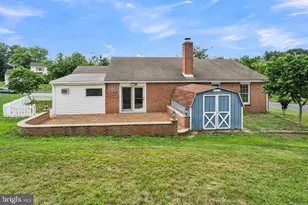 573 Wellington Rd, Harrisburg, PA 17109 - Photo 2