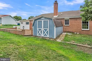 573 Wellington Rd, Harrisburg, PA 17109 - Photo 4