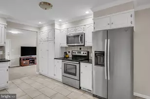 7894 Manor Dr, Harrisburg, PA 17112 - Photo 8