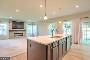 3215 Antonella Dr, Harrisburg, PA 17110 - Photo 16