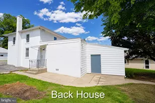 1425 Harding Ave, Hershey, PA 17033 - Photo 2