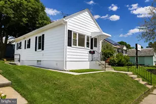 1425 Harding Ave, Hershey, PA 17033 - Photo 1