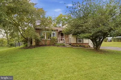873 Blue Jay Road, Harrisburg, PA 17111 - Photo 1