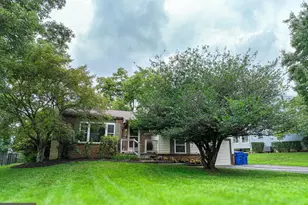 873 Blue Jay Rd, Harrisburg, PA 17111 - Photo 2