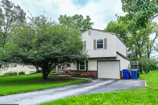 873 Blue Jay Rd, Harrisburg, PA 17111 - Photo 1