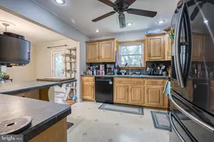 873 Blue Jay Rd, Harrisburg, PA 17111 - Photo 8
