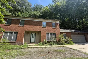 879 Sand Hill Rd, Hershey, PA 17033 - Photo 1