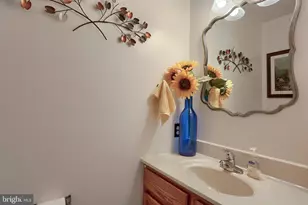 2143 St Clair Ct, Harrisburg, PA 17110 - Photo 10