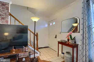 2143 St Clair Ct, Harrisburg, PA 17110 - Photo 6