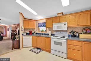 140 David Dr, Middletown, PA 17057 - Photo 14