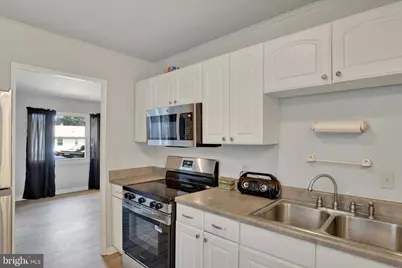 3953 Chestnut Street, Harrisburg, PA 17109 - Photo 4