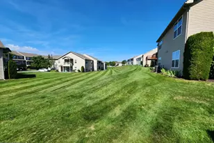 275 Thrush Dr, Hummelstown, PA 17036 - Photo 6