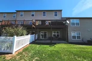 275 Thrush Dr, Hummelstown, PA 17036 - Photo 4