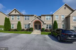 8426 Hilton St, Hummelstown, PA 17036 - Photo 2