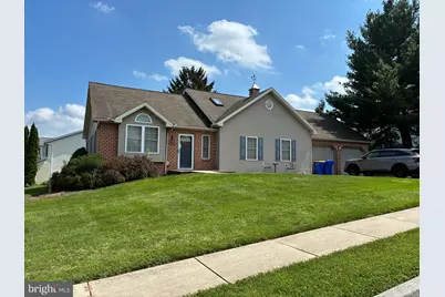 331 Eddington Avenue, Harrisburg, PA 17111 - Photo 2