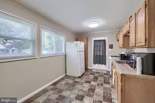 366 Cypress St, Middletown, PA 17057 - Photo 4