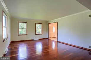 341 Dogwood Dr, Hershey, PA 17033 - Photo 6