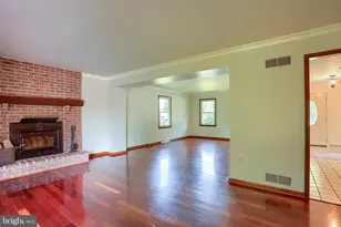 341 Dogwood Dr, Hershey, PA 17033 - Photo 8