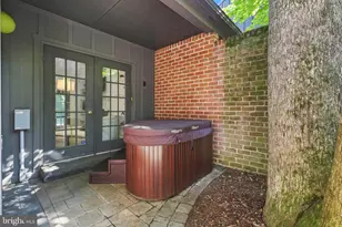 1203 Limerick Ct, Hummelstown, PA 17036 - Photo 6