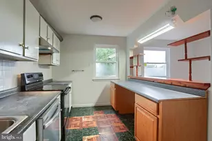 2519 Barkley Ln, Harrisburg, PA 17104 - Photo 10
