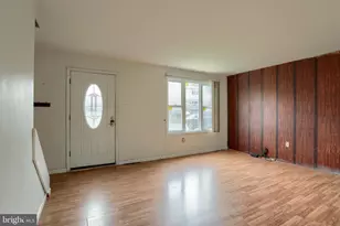2519 Barkley Ln, Harrisburg, PA 17104 - Photo 6
