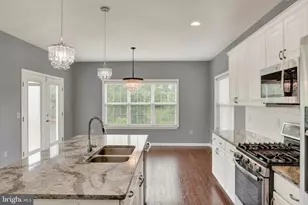 6038 Station Cir Rd, Harrisburg, PA 17111 - Photo 2