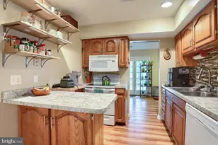 268 Crescent Dr, Hershey, PA 17033 - Photo 12
