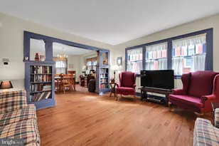 221 E Areba Ave, Hershey, PA 17033 - Photo 12