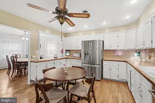 27 Forest Ave, Hershey, PA 17033 - Photo 4