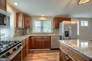 220 N Duke St, Hummelstown, PA 17036 - Photo 14