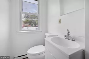 3204 N 6th St, Harrisburg, PA 17110 - Photo 16