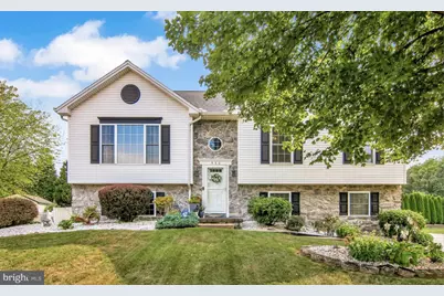 520 Hamilton Drive, Middletown, PA 17057 - Photo 1
