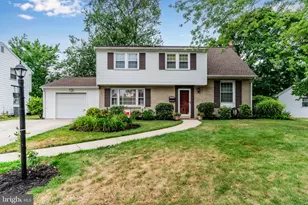 4607 Danbury Rd, Harrisburg, PA 17109 - Photo 2