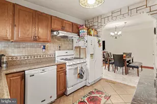 7085 Huntingdon St, Harrisburg, PA 17111 - Photo 10