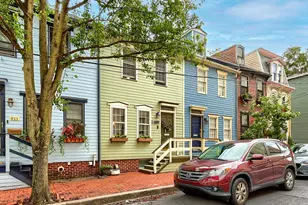 909 Capital St, Harrisburg, PA 17102 - Photo 1