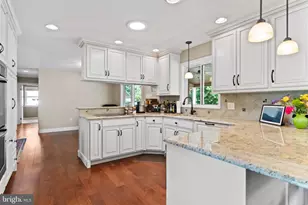 8 W Christopher Ct, Hummelstown, PA 17036 - Photo 10