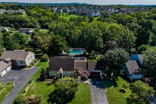 8 W Christopher Ct, Hummelstown, PA 17036 - Photo 1