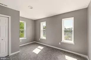 2056 Swatara St, Harrisburg, PA 17104 - Photo 12