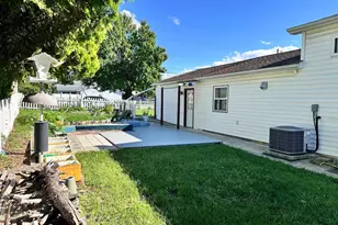 1004 Lakewood Dr, Harrisburg, PA 17109 - Photo 32