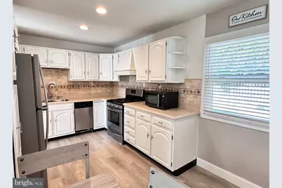 1004 Lakewood Drive, Harrisburg, PA 17109 - Photo 4