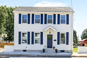 20 W Water St, Middletown, PA 17057 - Photo 2