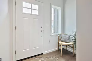 7852 Oakbrook Dr, Harrisburg, PA 17112 - Photo 2