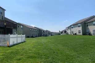 275 Thrush Dr, Hummelstown, PA 17036 - Photo 18