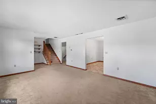 903 Manor Dr, Harrisburg, PA 17113 - Photo 8