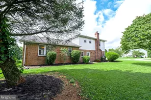 903 Manor Dr, Harrisburg, PA 17113 - Photo 36